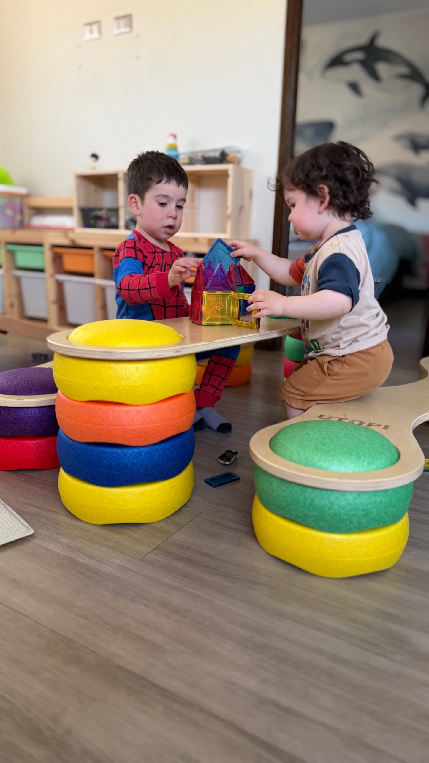 UTOPI CONNECT – Puentes de Madera para Juego Libre, Equilibrio y Circuitos Motrices